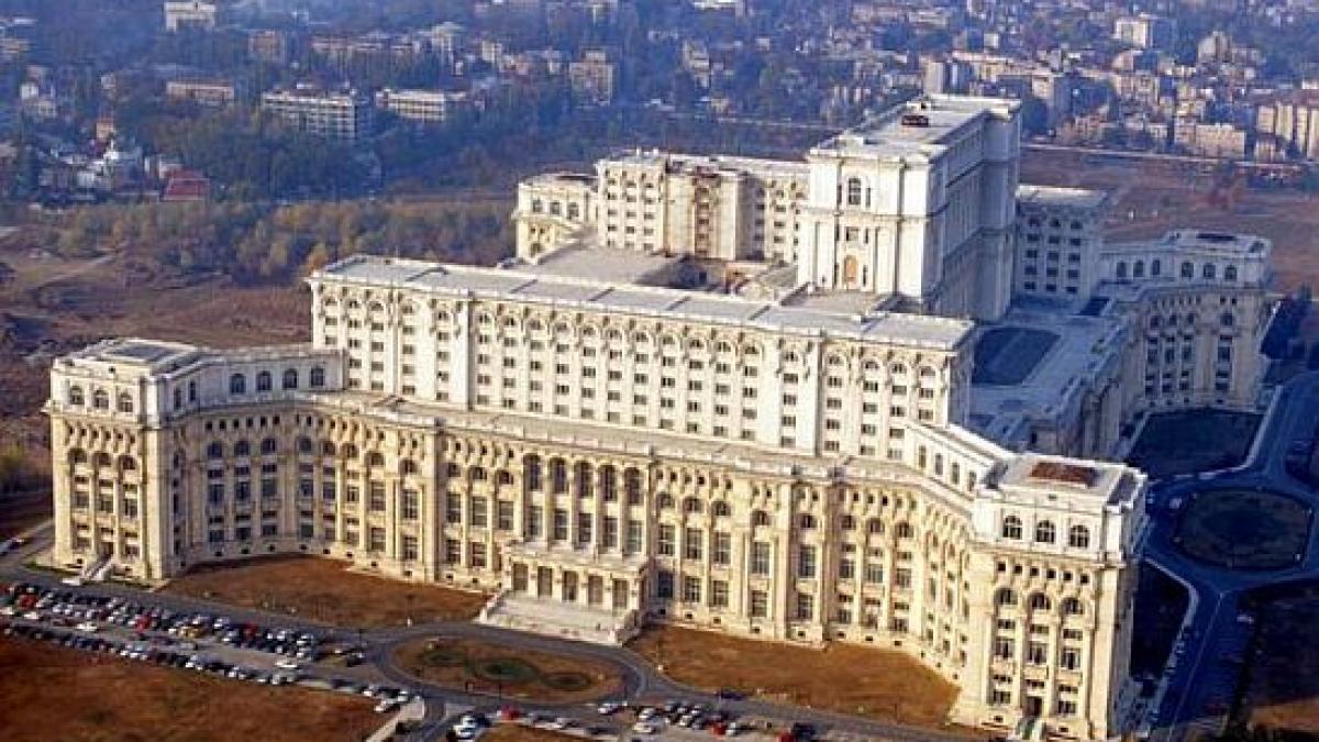 in fiecare luna din banii statului se dau 1 5 milioane de euro pe mofturile parlamentarilor