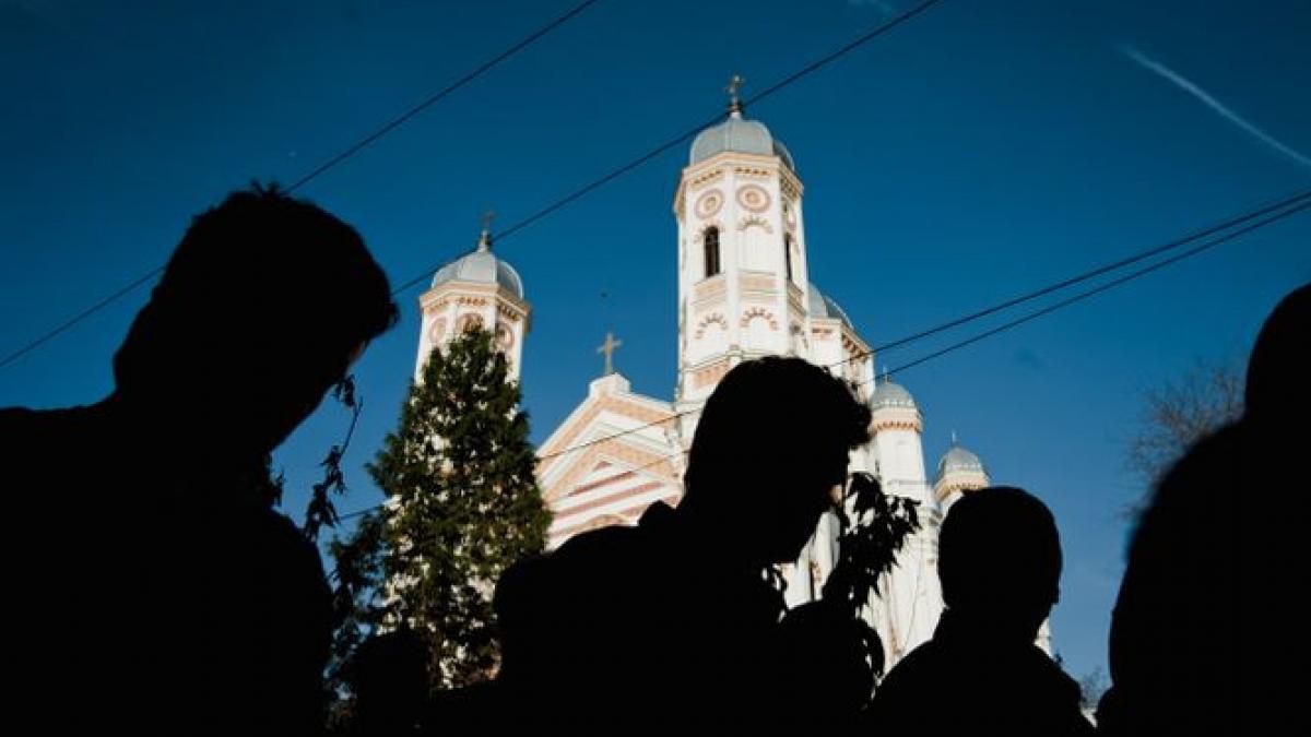 mocheta de 16 000 de euro pentru catedrala din alba iulia de unde provin banii