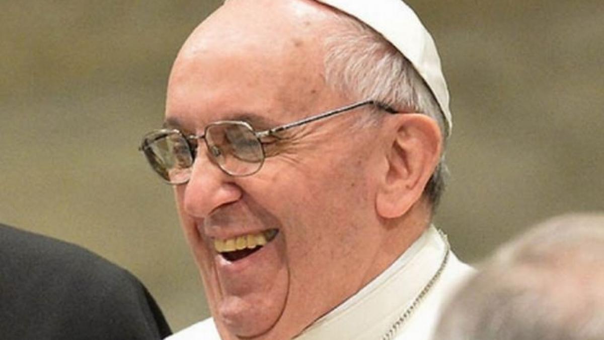 Papa Francisc este "urmărit" de 6.000.000 de prieteni virtuali