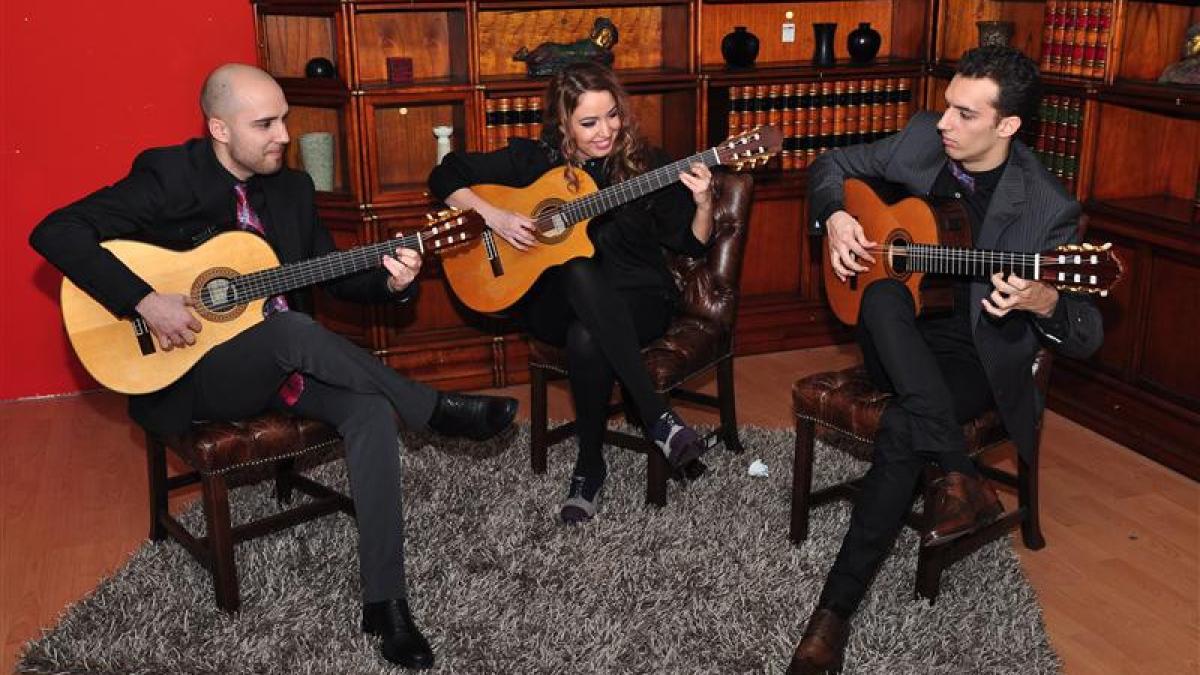 fratii zamfirescu cadou muzical pentru crestini in vinerea mare