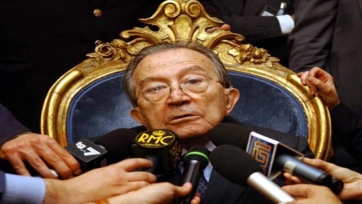 fostul premier italian giulio andreotti a murit luni la 94 de ani