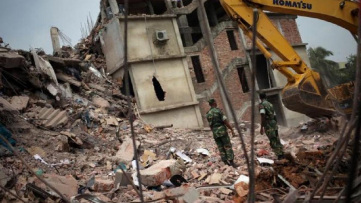 bilantul victimelor dupa prabusirea unei cladiri din bagladesh a ajuns la 800 de morti