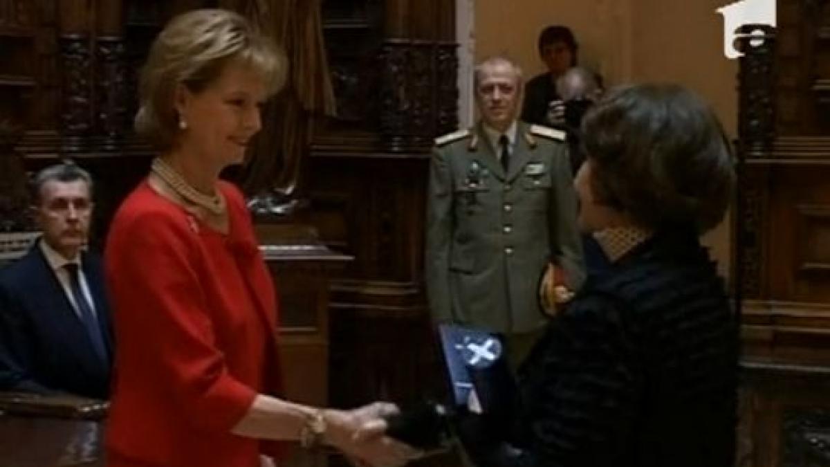 margareta paslaru marina voica radu beligan si gheorghe hagi decorati de casa regala