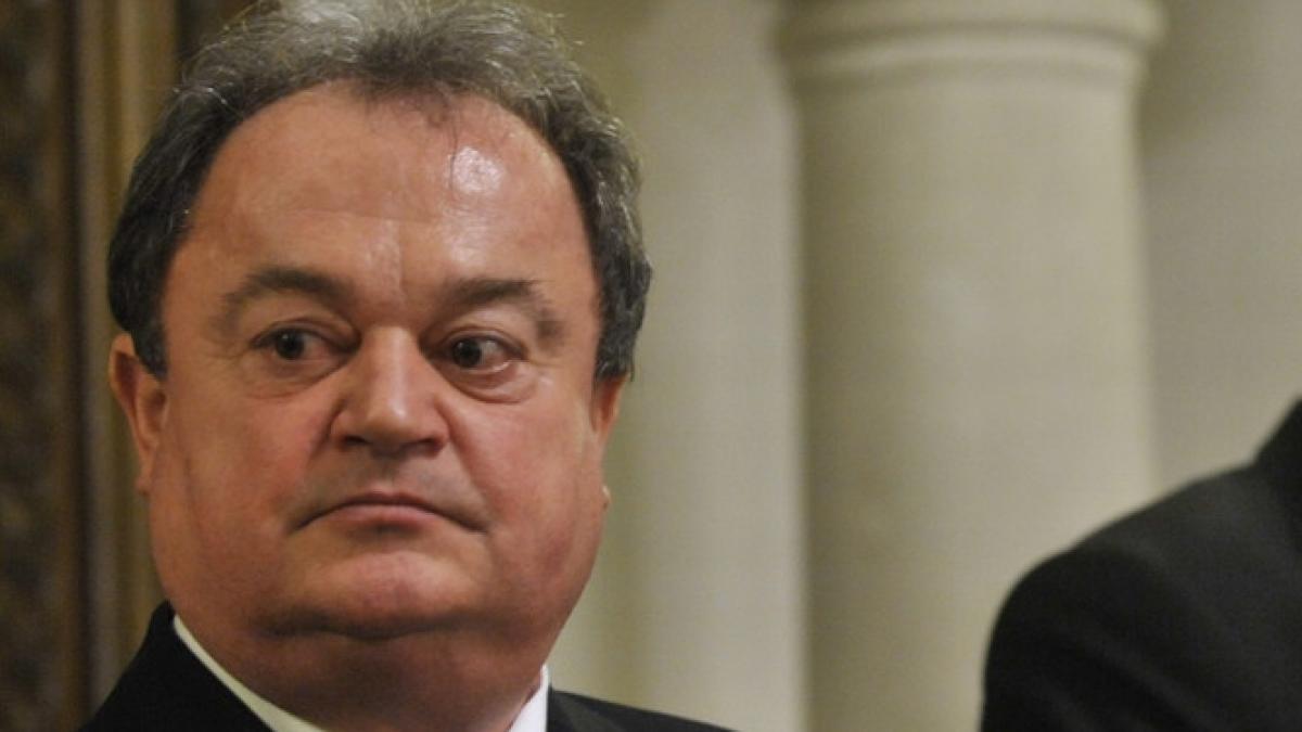 emil boc ii ia fata actualului presedinte pdl vasile blaga