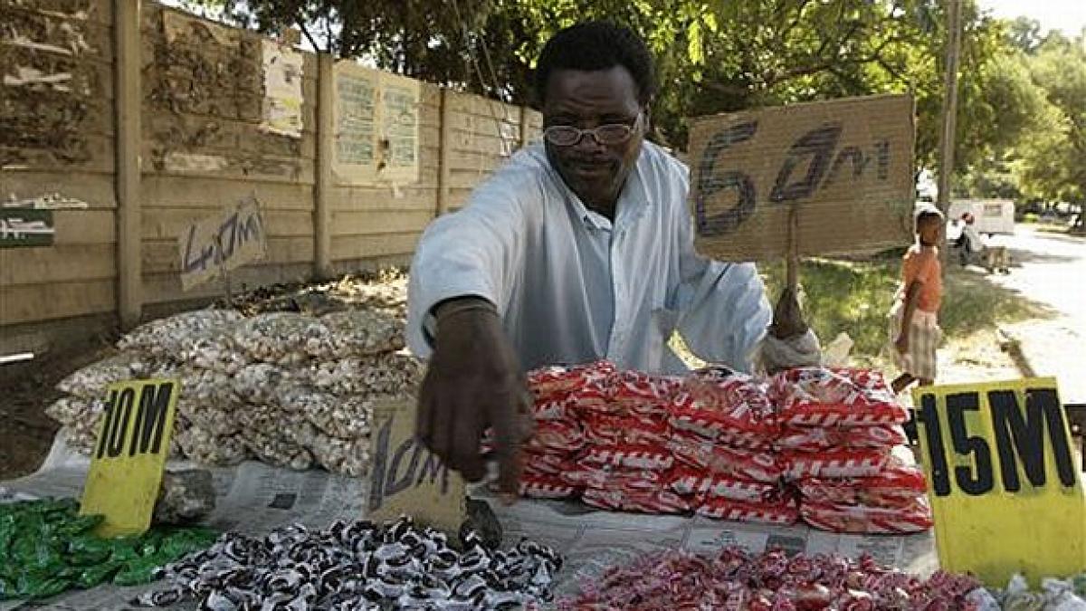 in aceasta tara fiecare locuitor este milionar dar moare de foame paradoxul dur al unei rasturnari