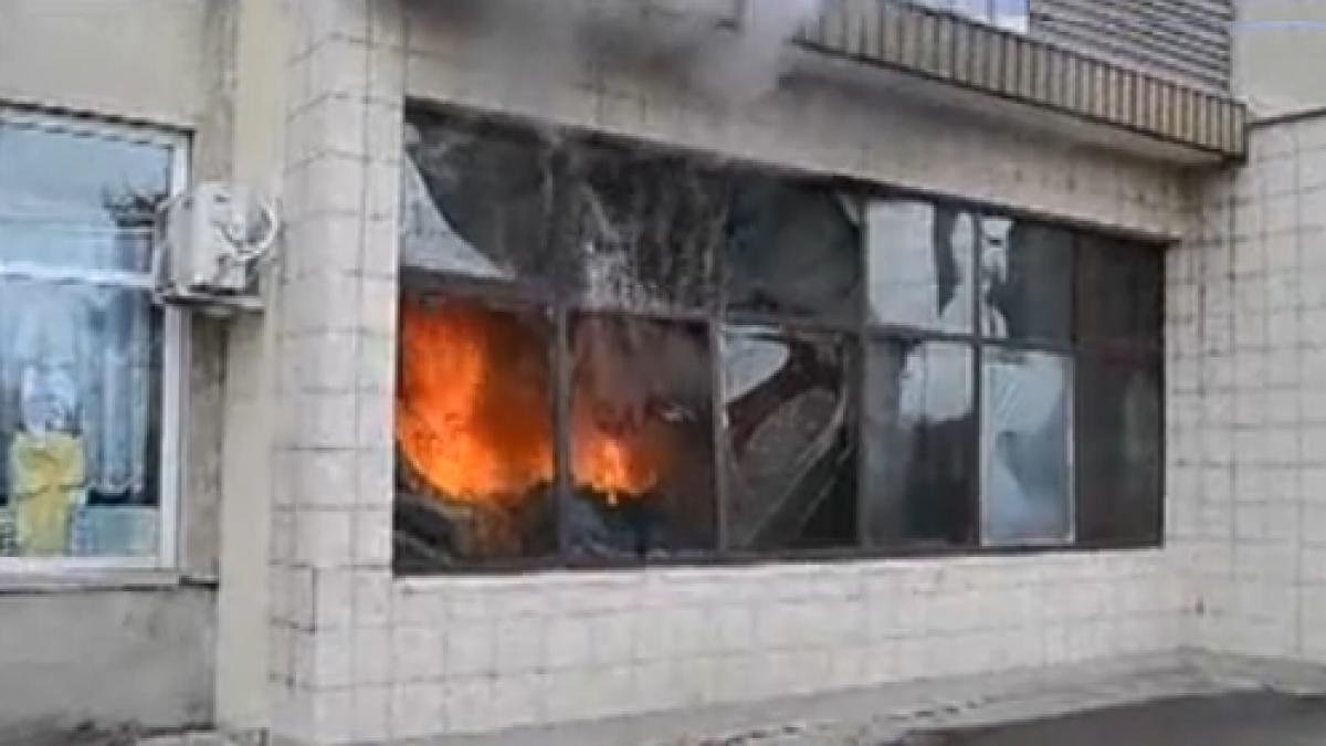 sediul politiei din covasna a luat foc iar birourile angajatilor au fost facute scrum