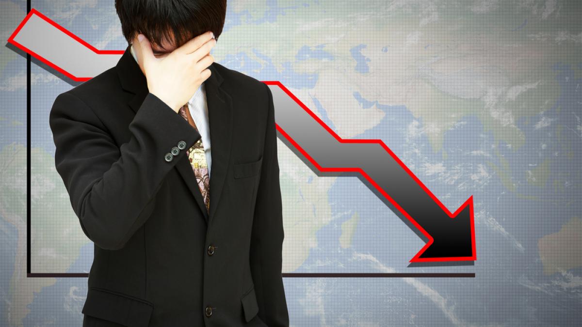 prognoze sumbre pentru franta economia a intrat in declin pentru a treia oara in ultimii patru ani