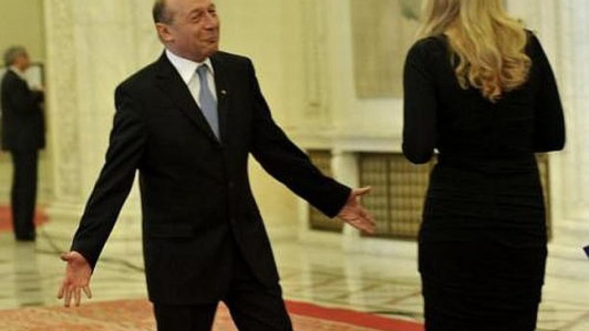 roberta anastase isi face nunta la palatul stirbey iar nasii vor fi chiar traian si maria basescu