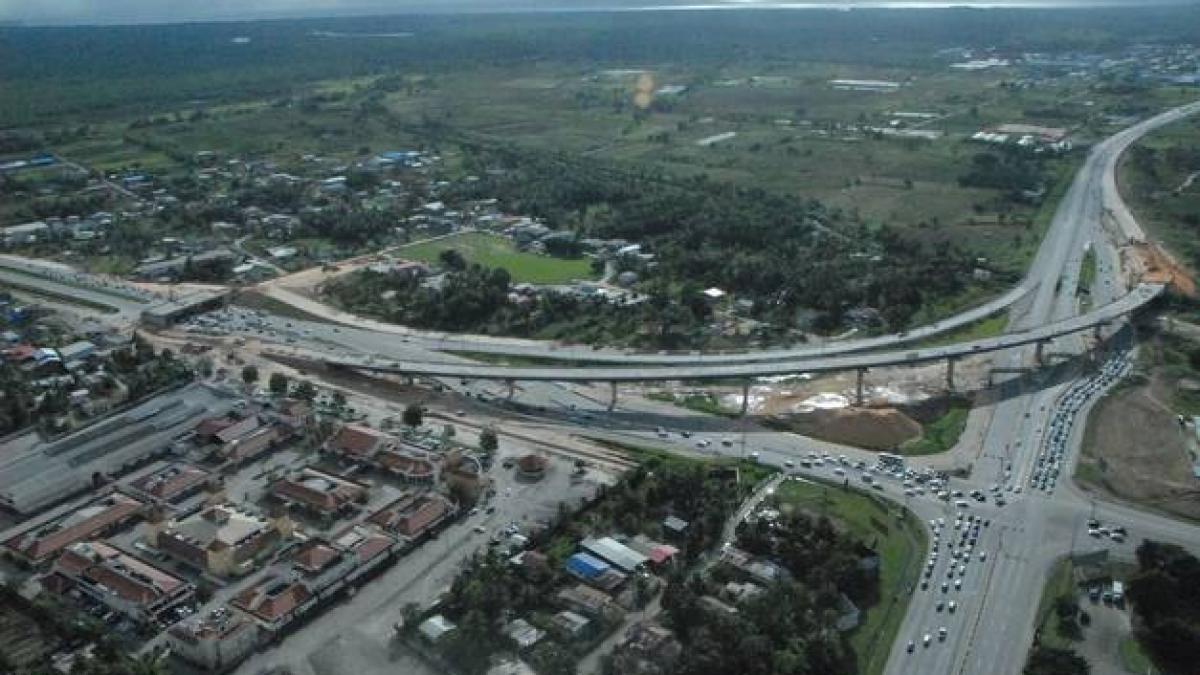 tara de 50 de ori mai mica decat romania ne da lectii are autostrazi ca in filmele science fiction