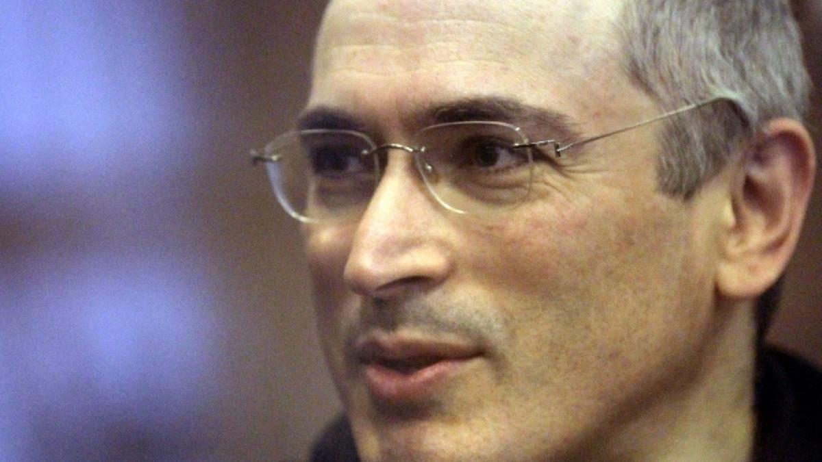 curtea suprema rusa va examina cazul lui hodorkovski critic dur al lui vladimir putin