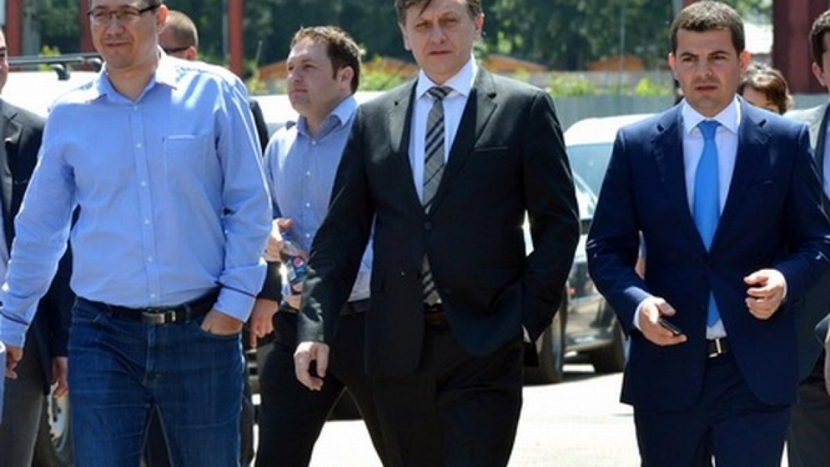 crin antonescu pe urmele lui adrian nastase vezi detaliul care ii apropie pe cei doi