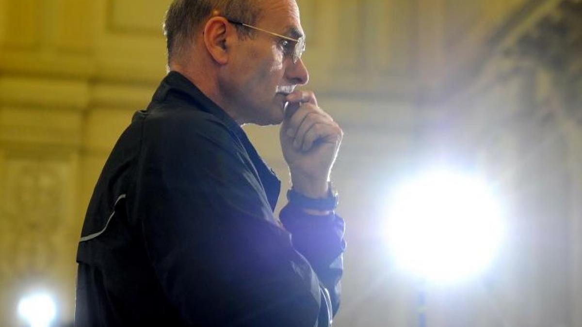 cristian tudor popescu becali a dat dovada de civilizare juridica si comportamentala spre deosebire