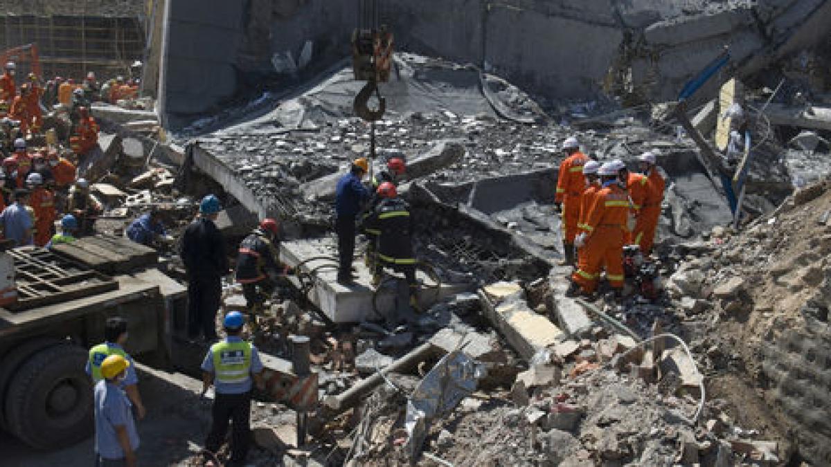 china cel putin 13 morti si 20 de disparuti dupa o explozie produsa la o fabrica de munitie