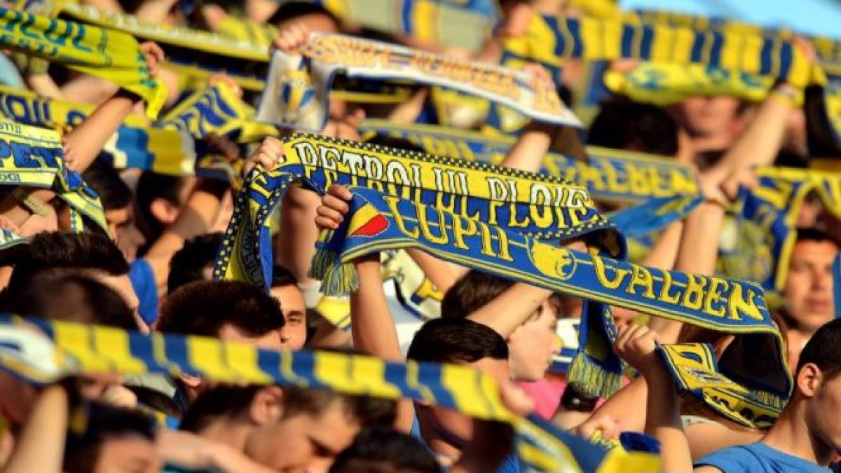 petrolul este prima finalista a cupei romaniei desi a pierdut returul cu otelul