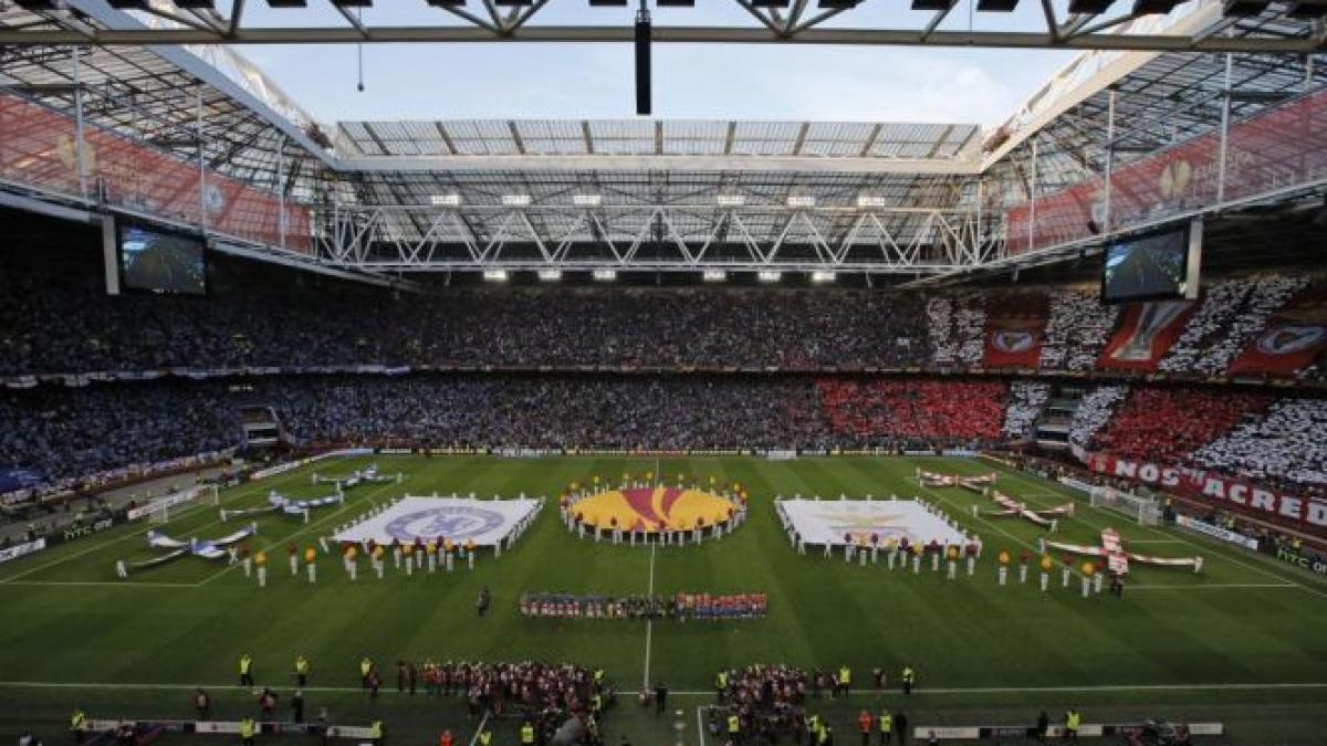 castigatoarea europa league va juca in liga campionilor incepand cu sezonul 2015 16