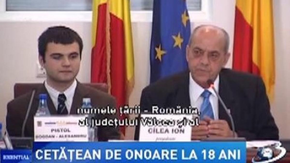 Romanian student Ionuţ Budişteanu, an honorary citizen at 18