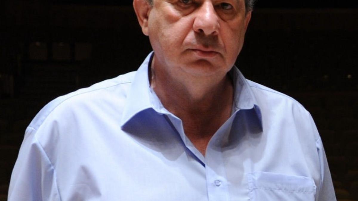 adrian enescu premiul pentru intreaga cariera la tiff