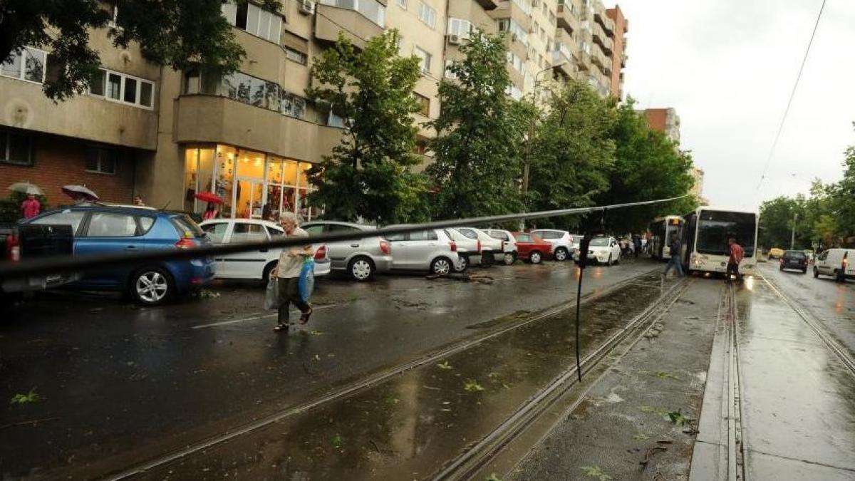 enel 45 de localitati din ilfov si giurgiu fara curent electric din cauza furtunii