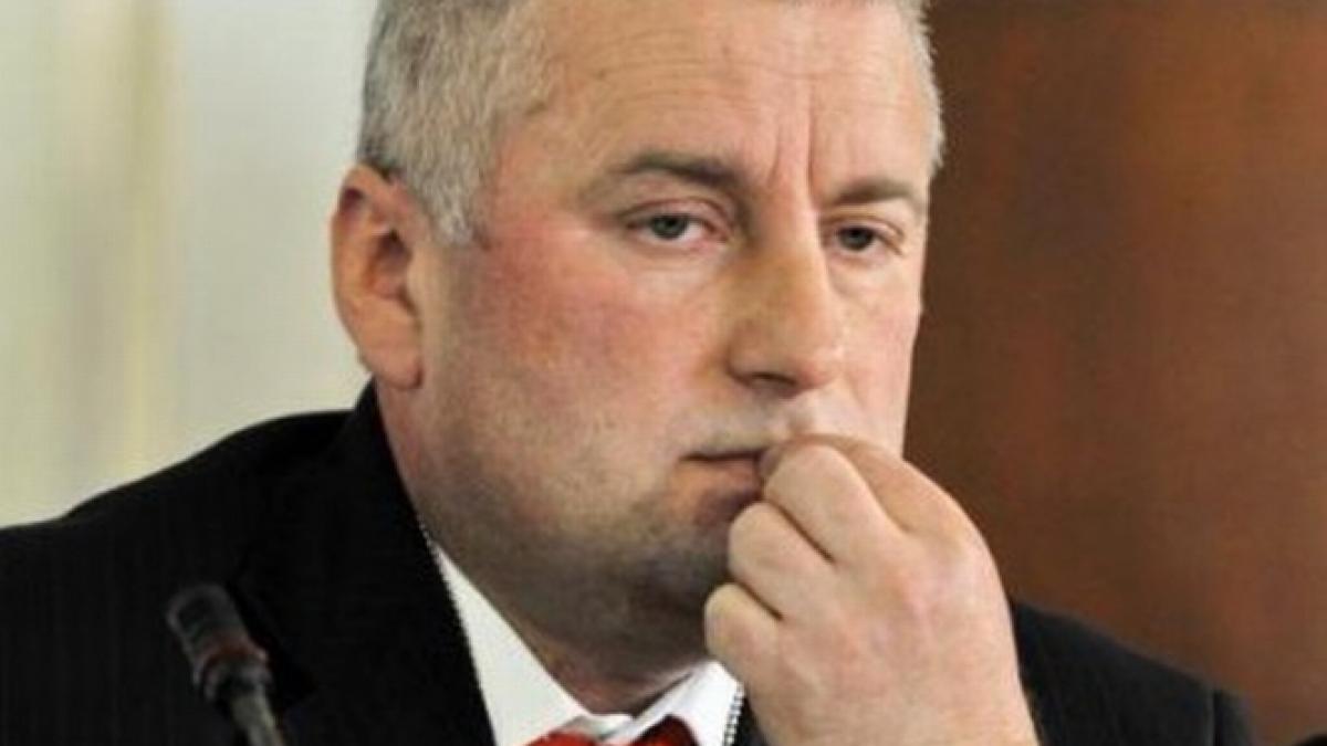 basescu a semnat decretul pentru numirea lui nistor calin in functia de procuror sef adjunct al dna