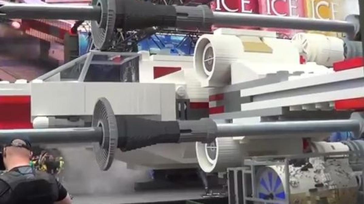 cea mai mare jucarie facuta din lego cum arata constructia la care s au folosit peste cinci