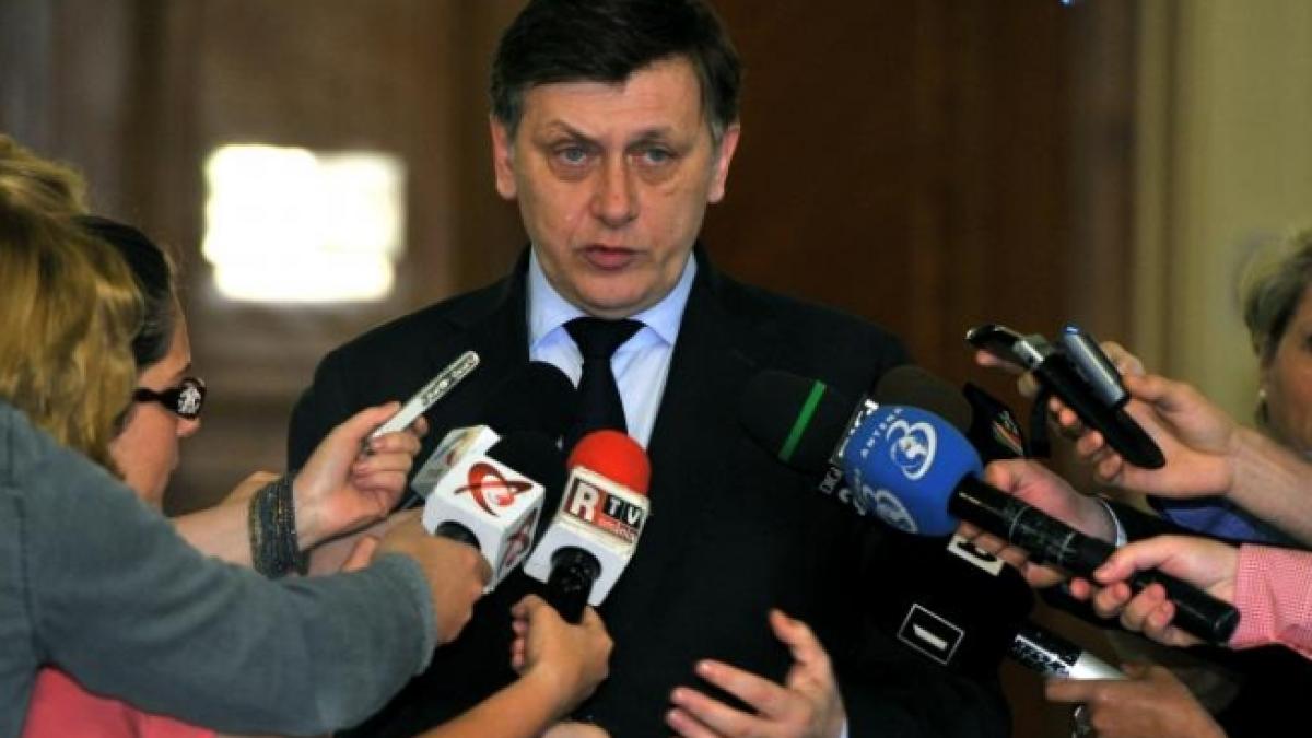 antonescu premierul care nu demult avea alergie la portocaliu astazi este rezervat la galben si