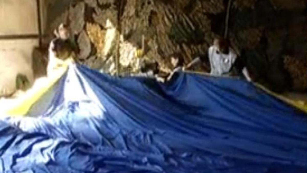 a mai ramas doar o zi pana la desfasurarea celui mai mare steag din lume