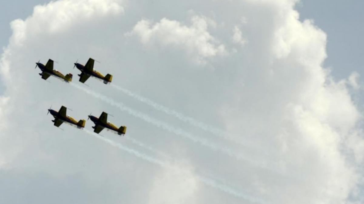 aeroclubul romaniei si hawks of romania se alatura campaniei antena 3