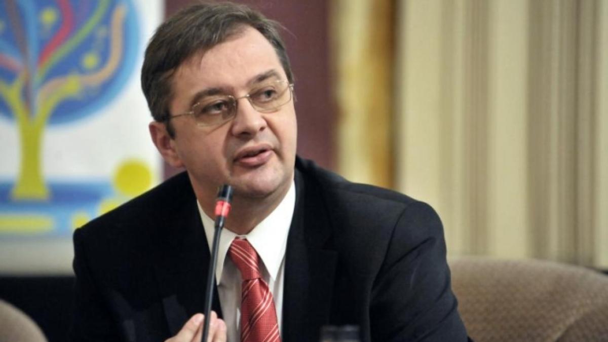 iulian chifu cum si ar putea imagina cineva ca romania ar putea avea si asistentul sg si secretarul