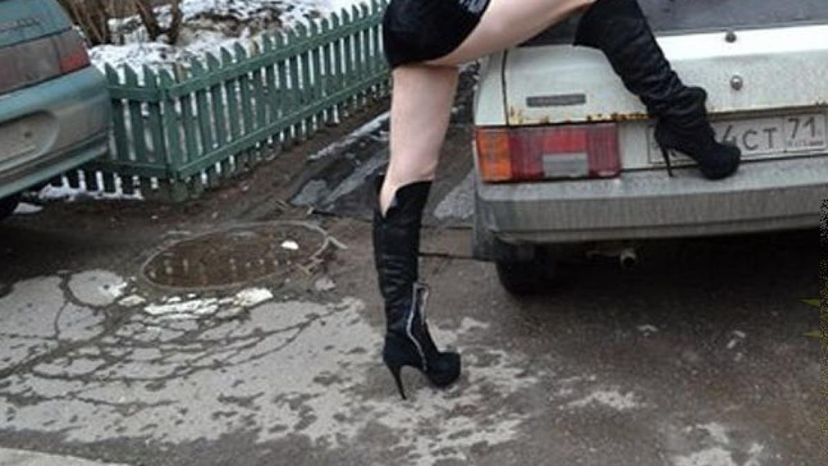 cum s au fotografiat aceste eleve inainte de a intra in scoala colegii lor au cerut sa fie