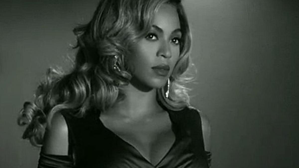 cum a infuriat o un fan pe beyonce la un concert din danemarca