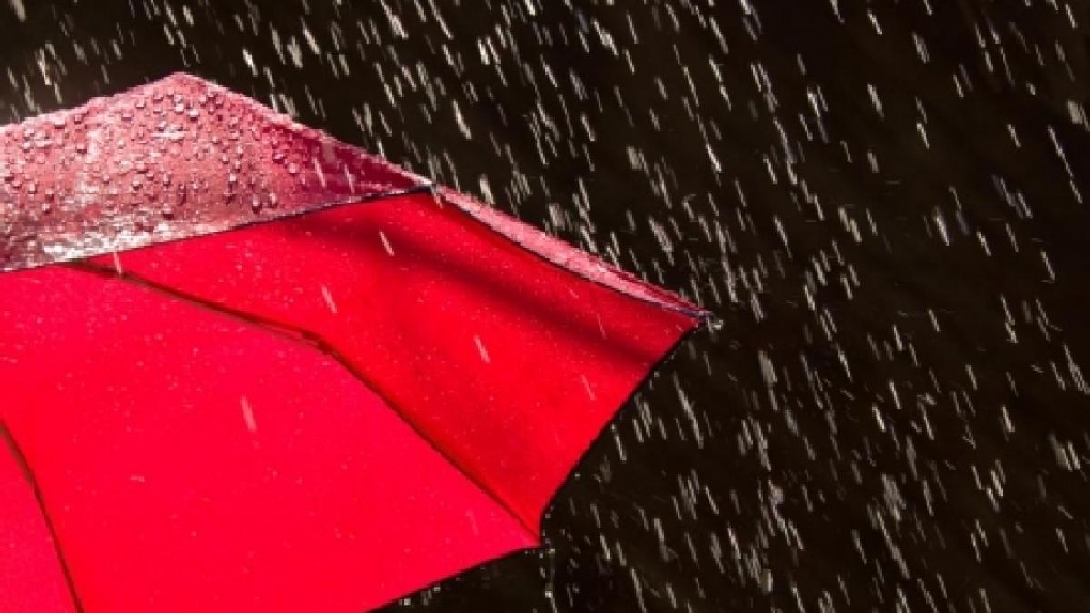 informare meteo de ploi torentiale grindina si vijelii de joi dimineata in toata tara