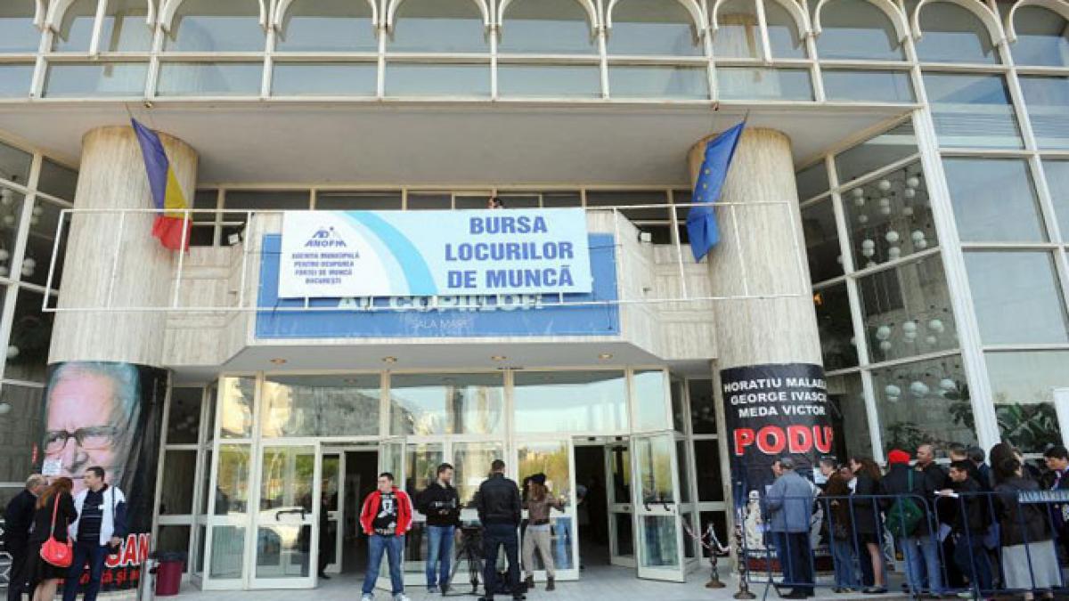 ins numarul locurilor de munca vacante a urcat la 28 000 in primul trimestru din 2013