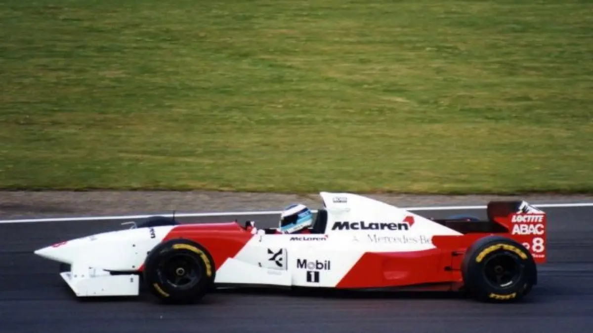 momentul de cumpana din viata si cariera lui mika hakkinen accidentul de la adelaide din 1995