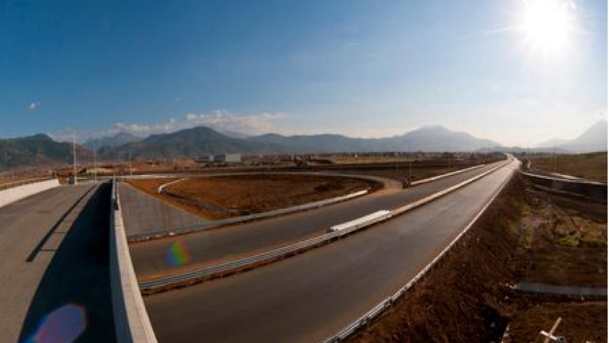 romania bataia de joc a bechtel ce autostrazi au construit langa tara noastra in timp record