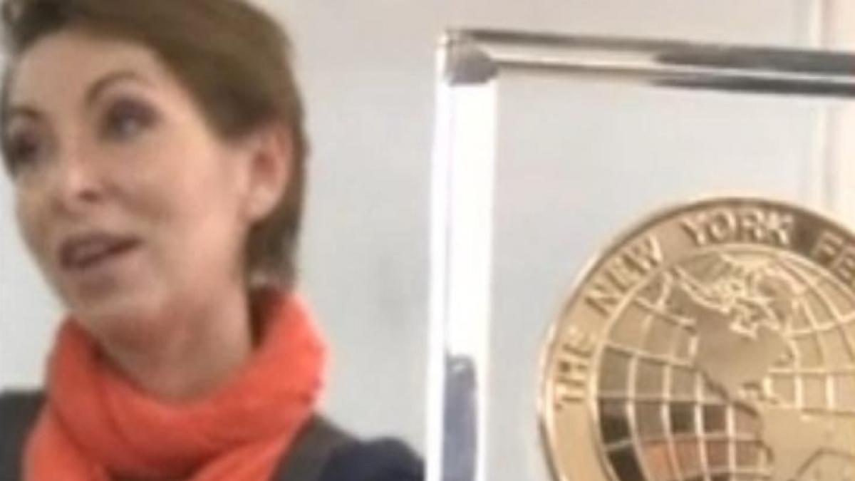 doi membri ai echipei in premiera au stat de vorba cu viitorii jurnalisti de la sibiu