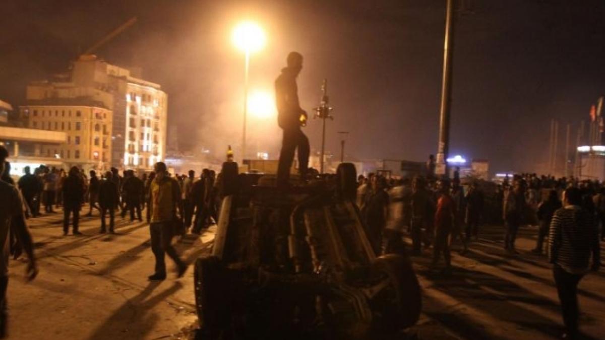 politia turca a arestat aproape 1 000 de persoane in timpul protestelor de vineri si sambata