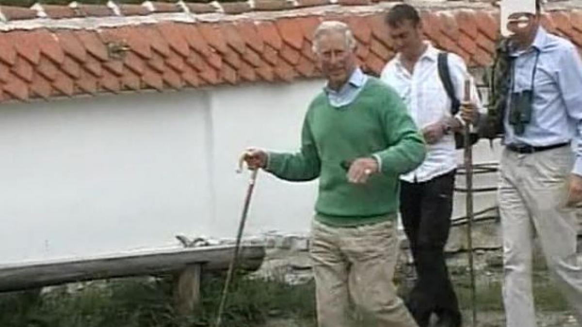 printul charles a gustat palinca de gutui a unui ardelean hotarat sa i explice cum e cu taria eco a