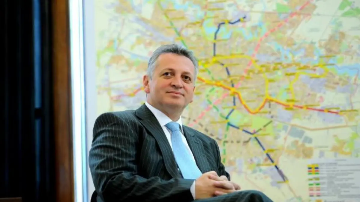 fenechiu salariile sefilor de companii de stat cu contracte de management nu pot fi modificate
