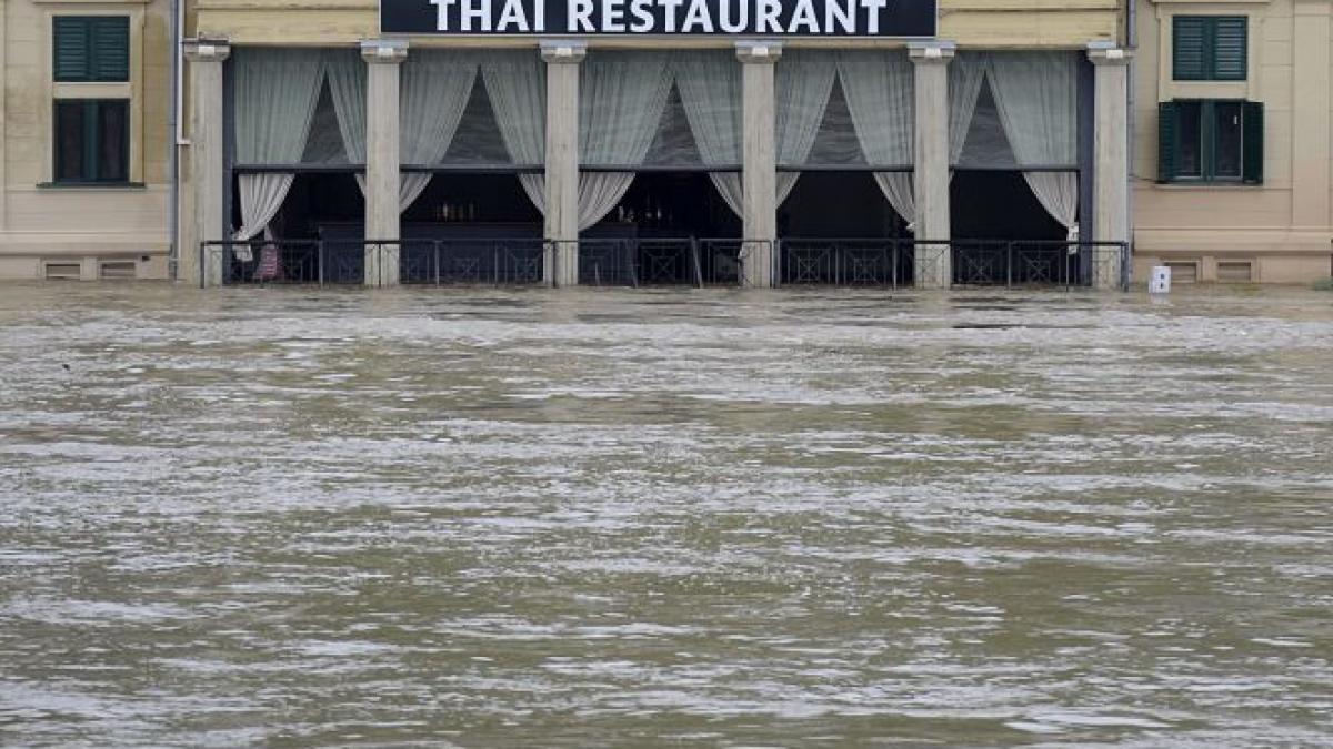 furia apelor face ravagii in centrul europei germania cehia si austria afectate de inundatii