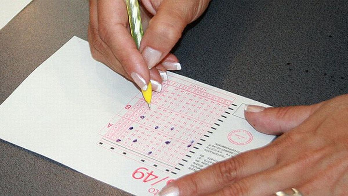 acesta este biletul care iti garanteaza 100 castigul la extragerea de maine de la loto