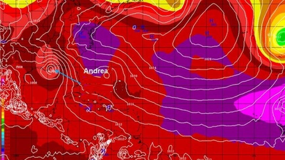 avertisment de la centrul pentru uragane al sua furtuna tropicala andrea ameninta florida