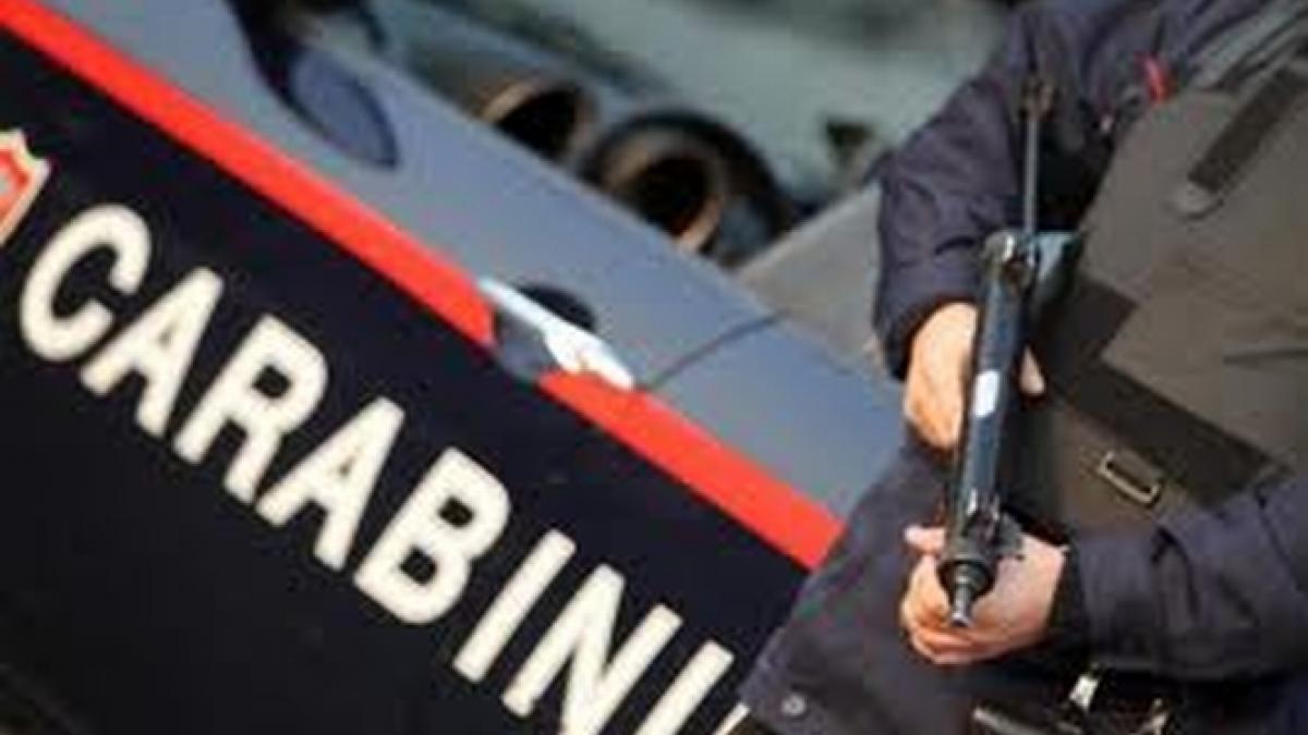 circa 100 de membri ai organizatiei mafiote italiene camorra au fost arestati