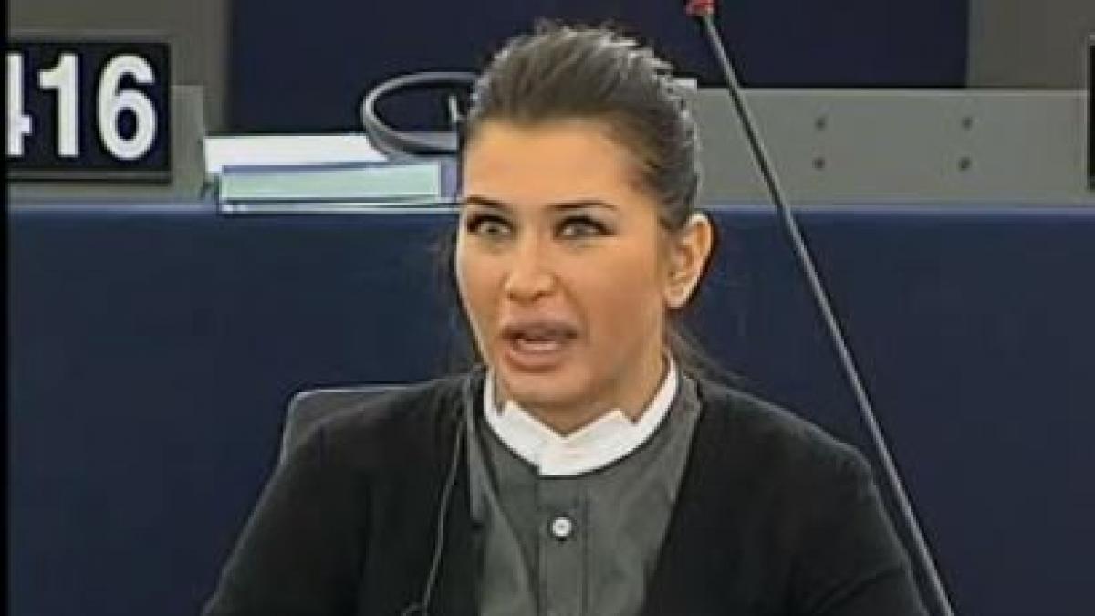 atac dur al elenei basescu este noua stea cazatoare a psd ului cine a suparat o pe fiica