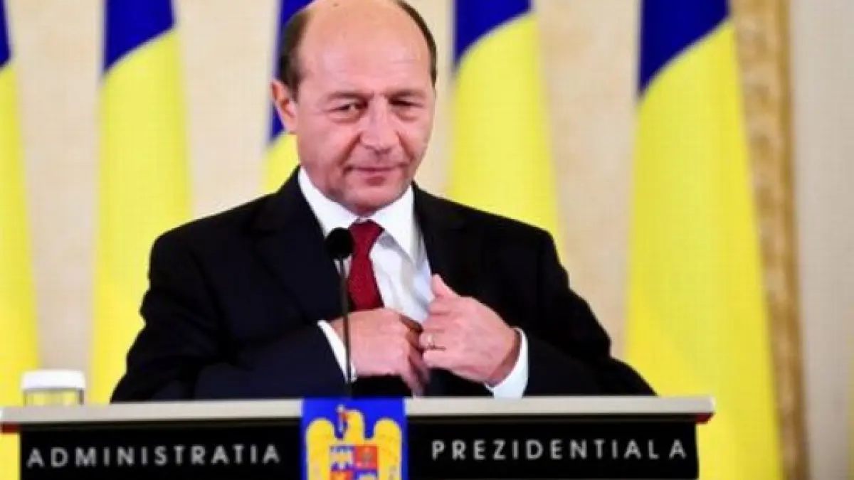 basescu noua constitutie reprezinta un risc de blocare a statului