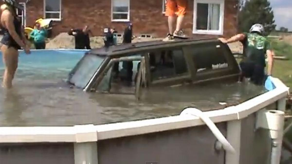 de ce sa faci asa ceva cum si a batut joc un canadian de masina lui