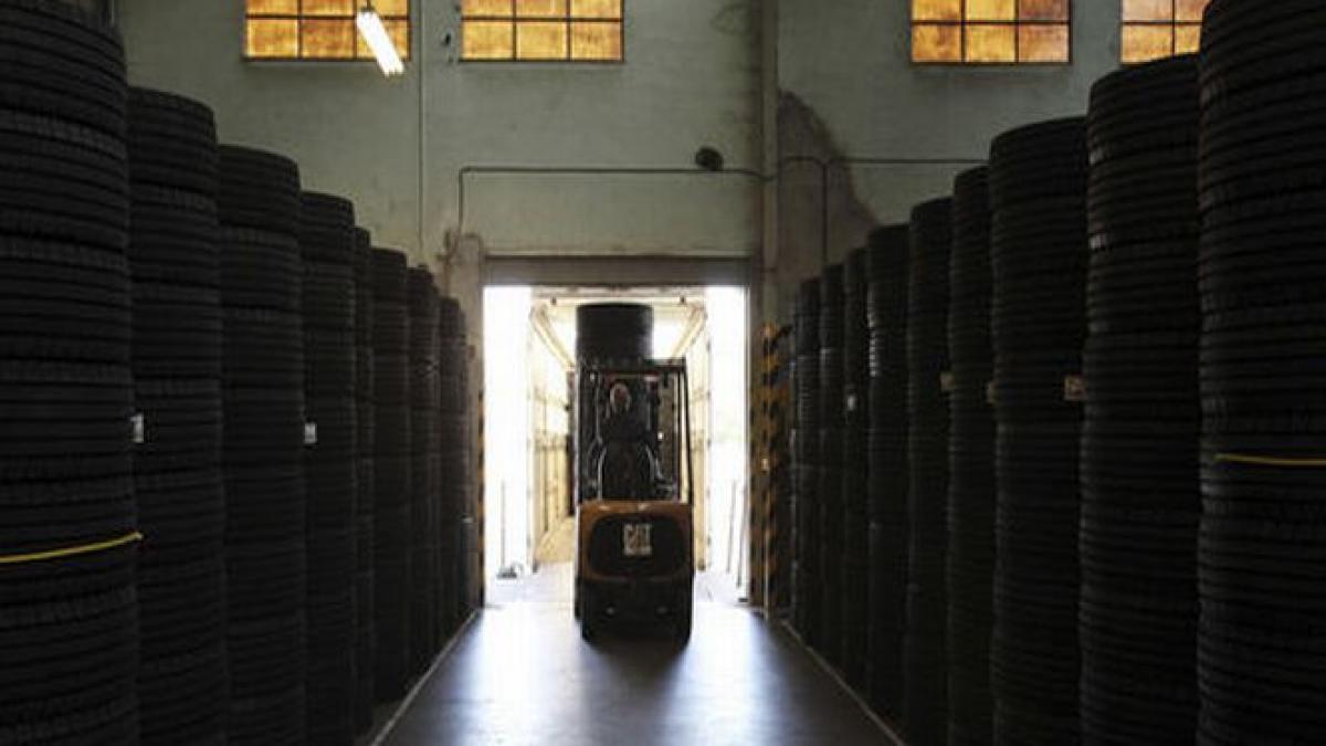 michelin inchide doua fabrici din cauza recesiunii prelungite din europa