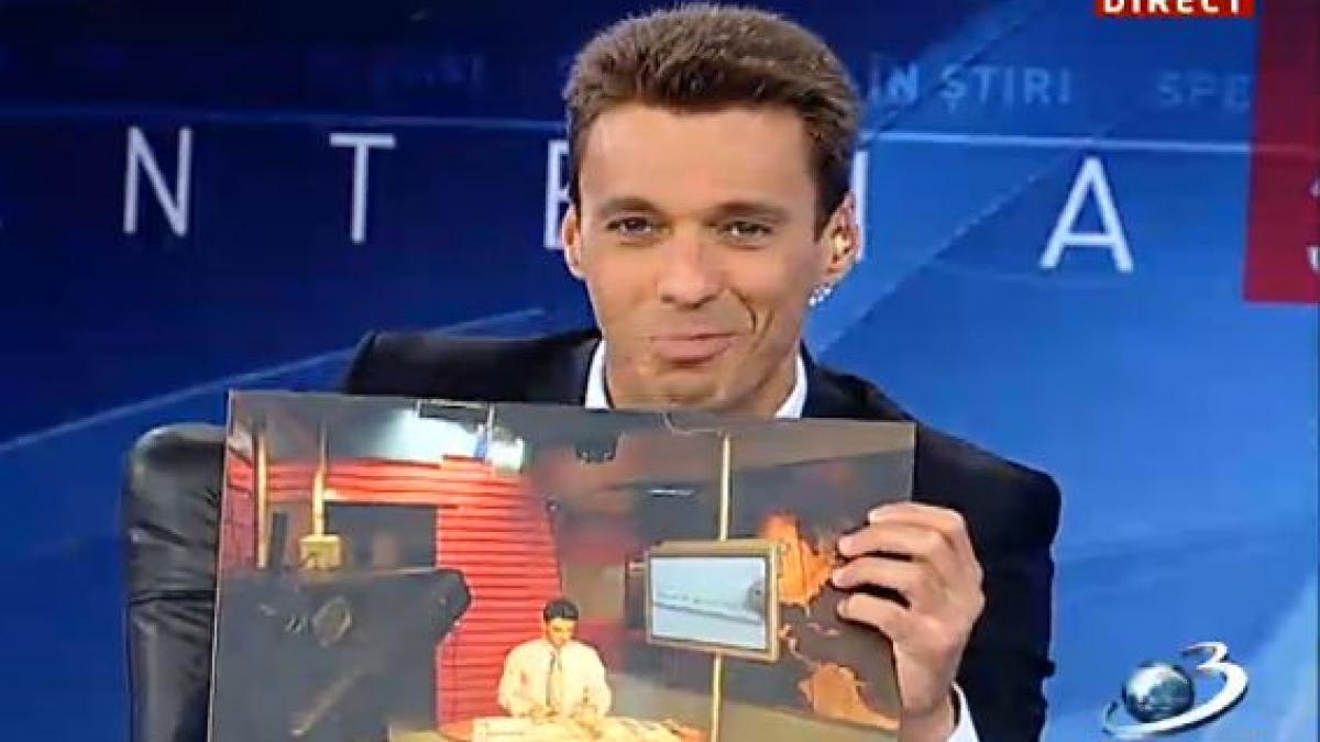 mircea badea s a intors in timp zici ca sunt pe stadion