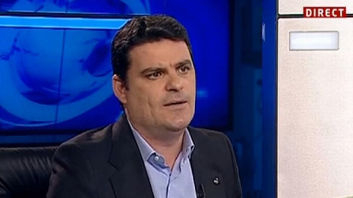 radu tudor basescu profitand de coabitare revine cu toata gasca de mafioti in functii