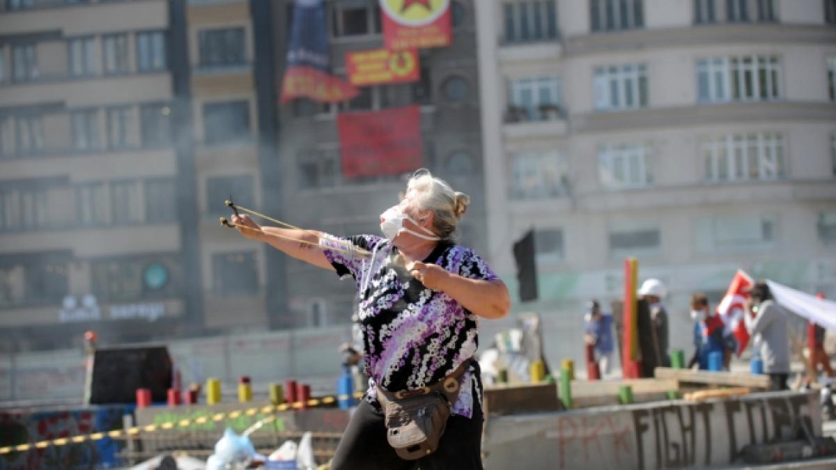 premierul turciei spera ca protestele se vor incheia pana diseara