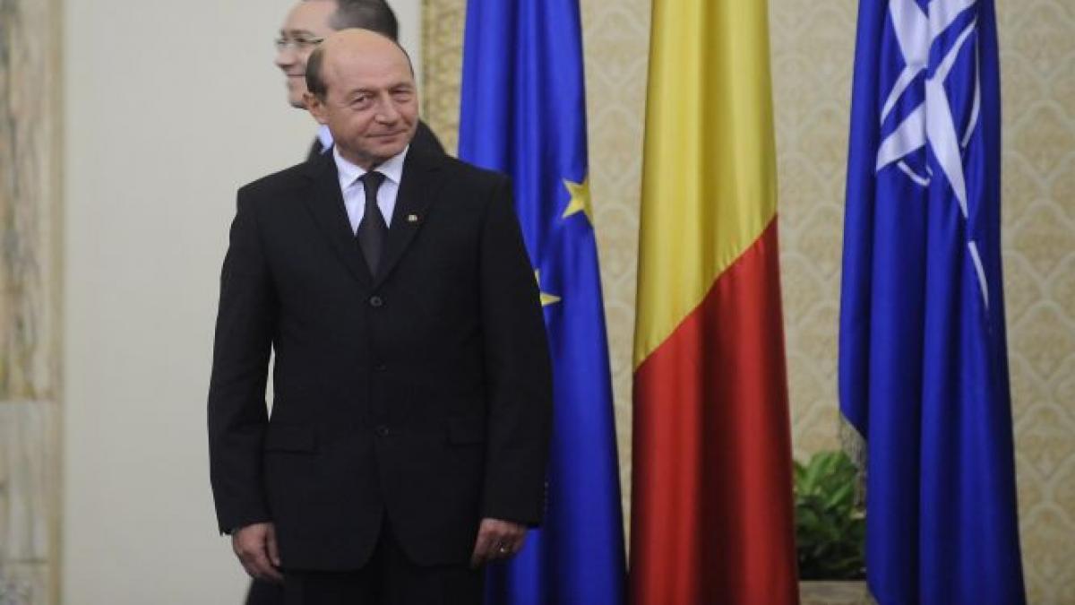 procurorii marius dan foitos si valentin horia selaru numiti judecatori la iccj de catre traian